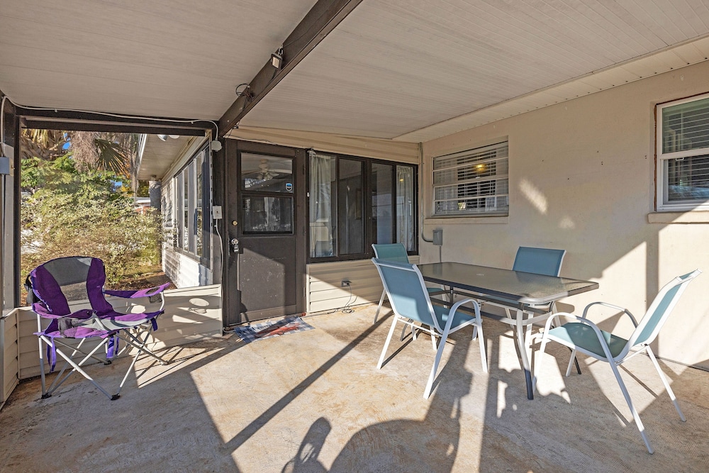 Waterfront Retreat W/ Canal Access 3 Bedroom Home