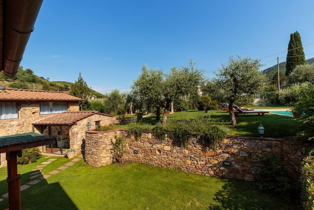 Villa Matilde in Capannori view 4