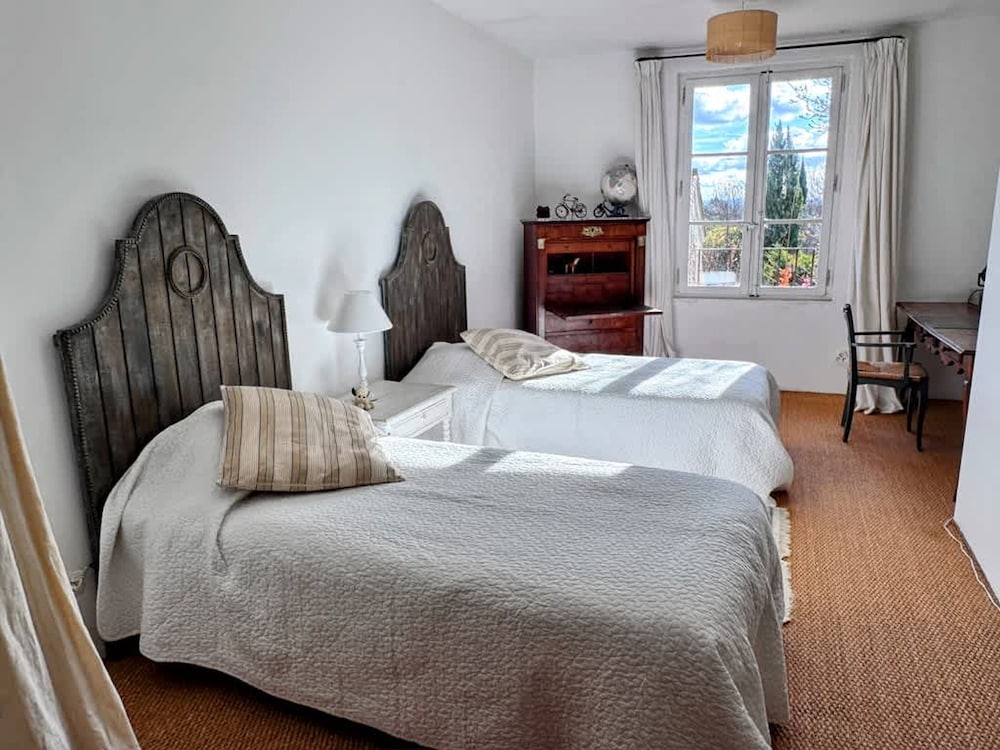 New Bastide Couronne d Aix Luxury in Aix-en-provence A Sophisticated Retreat for Families and Friends