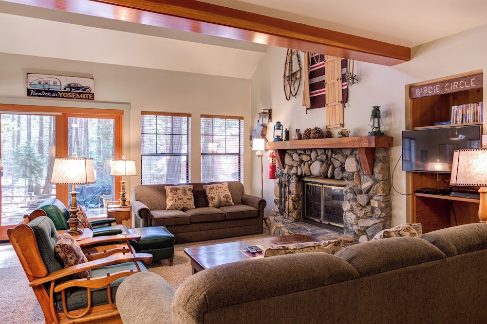 Wawona Retreat