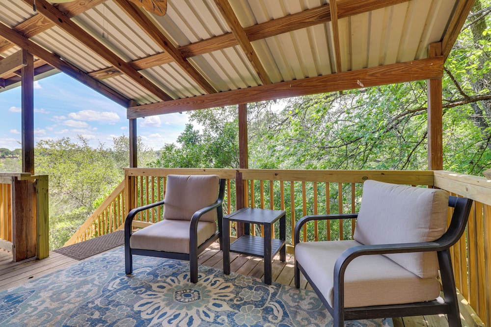 Waterfront Spicewood Home: Deck, Fire Pit Grill - Property Image 85