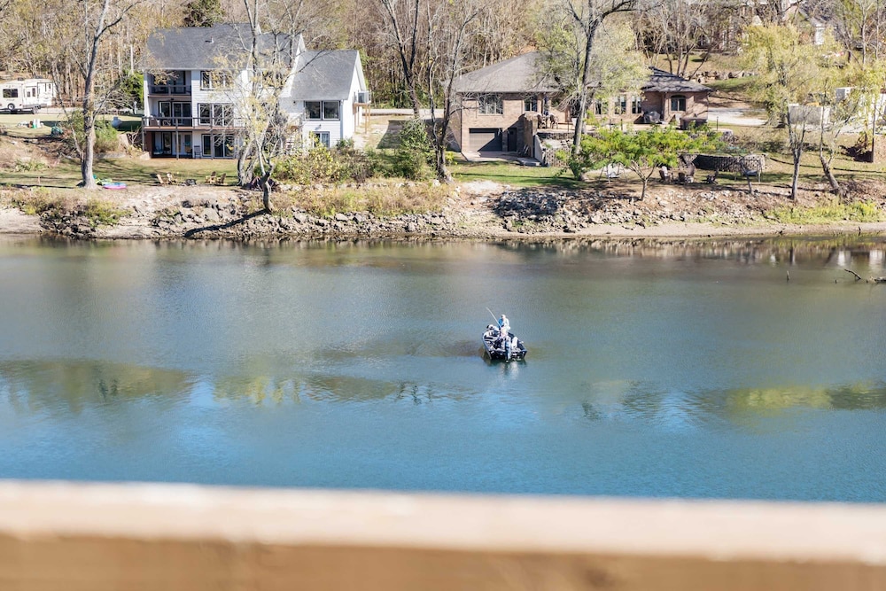 Nautical Nest on Taneycomo