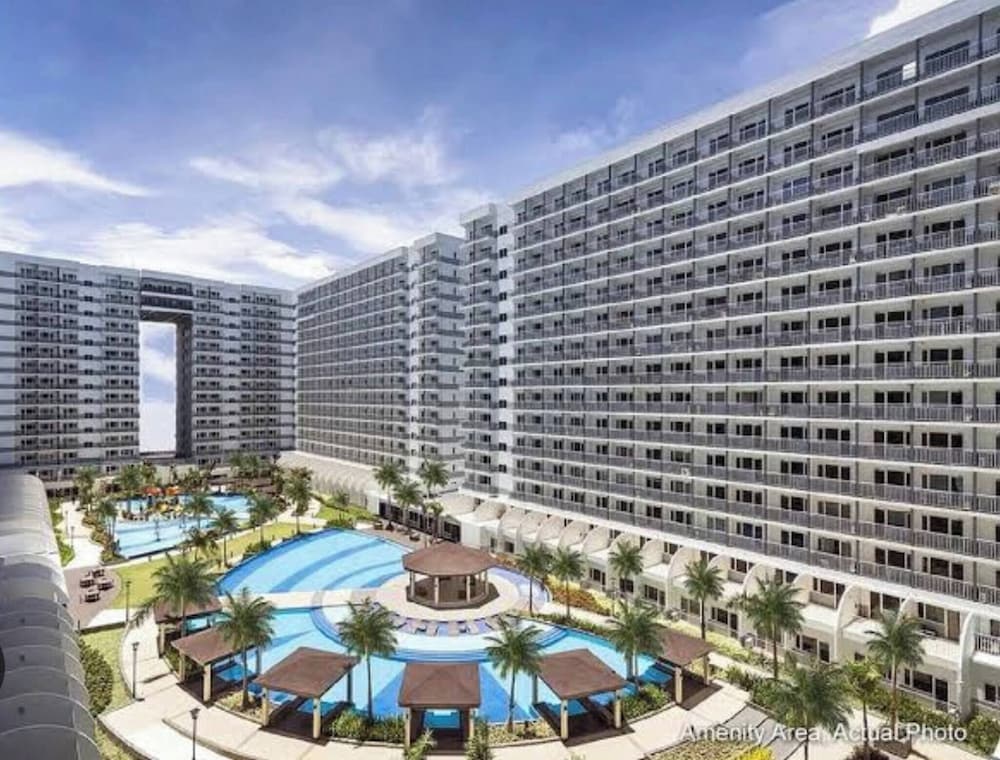 Fancy Pasay City Apartment for Rent - Mall of Asia Nearby Front of Mall Of Asia