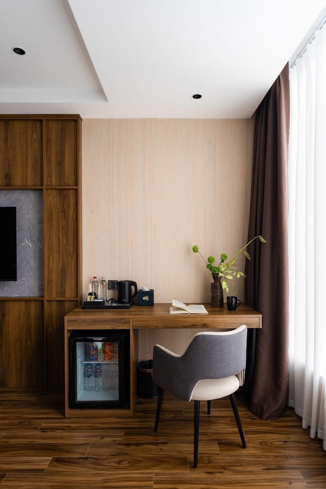 Kin Hotel Thai Van Lung 8