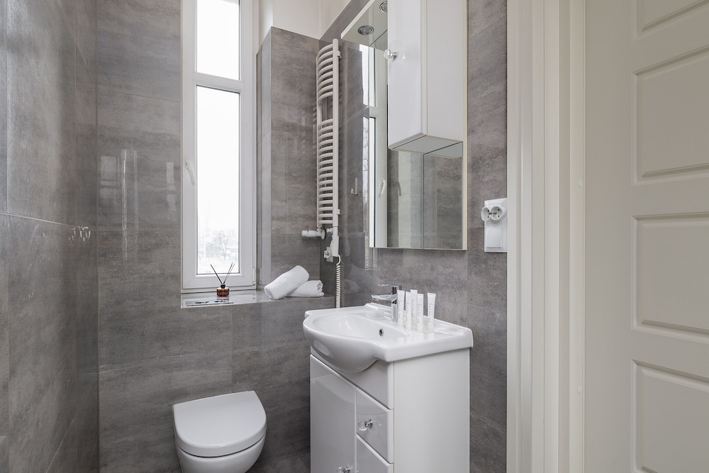 Luxury Apartment in Szczecin by Renters