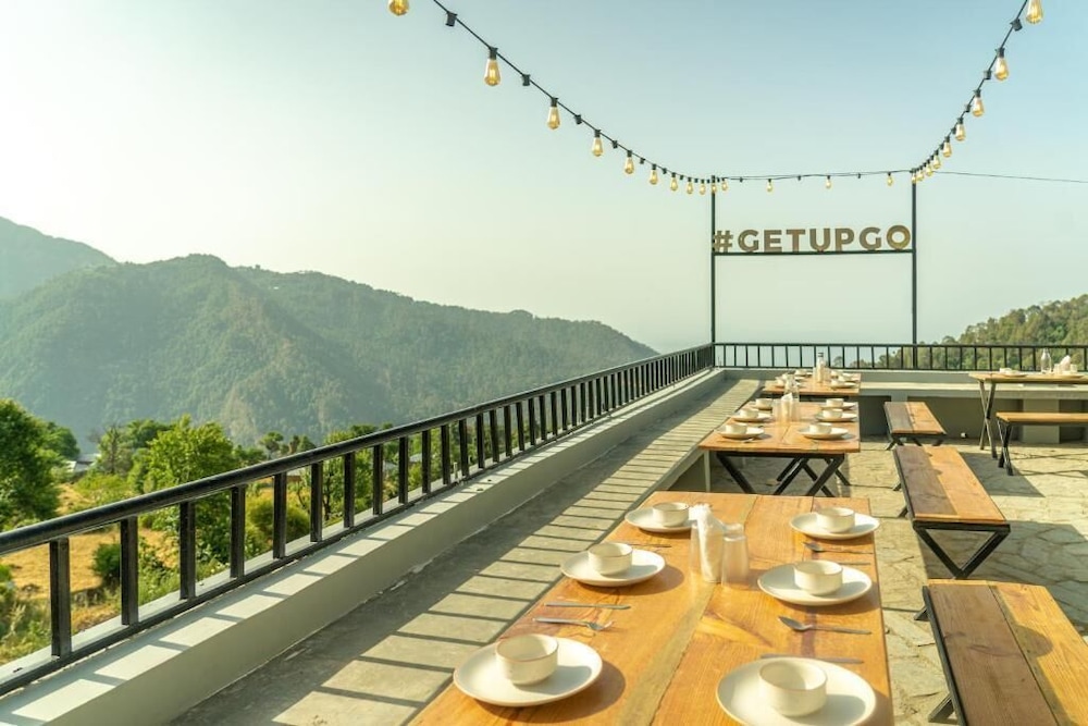 The Hosteller Kareri