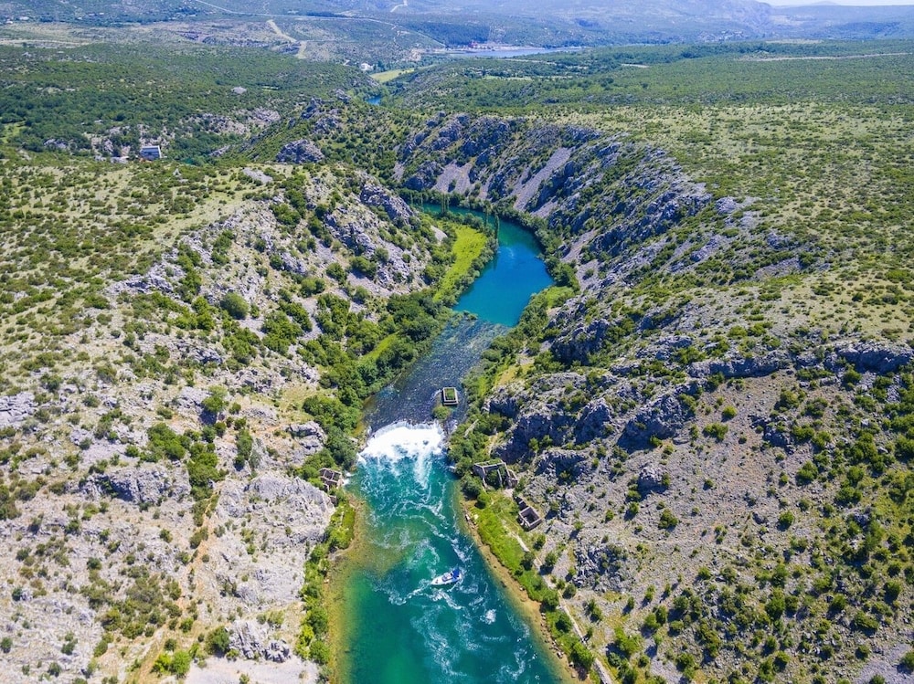 Don - 90m From the sea - SA1 2S view 3
