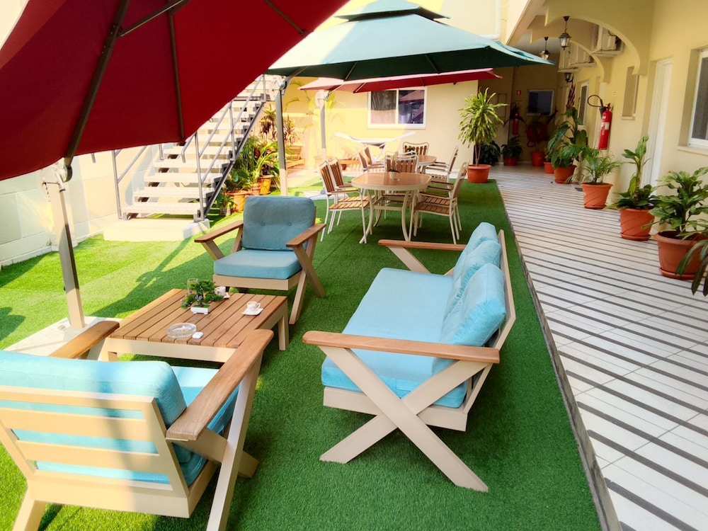 Natalia Guest House