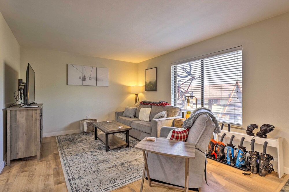 Modern Condo w/ Mtn Views: Near Dillon Reservoir!