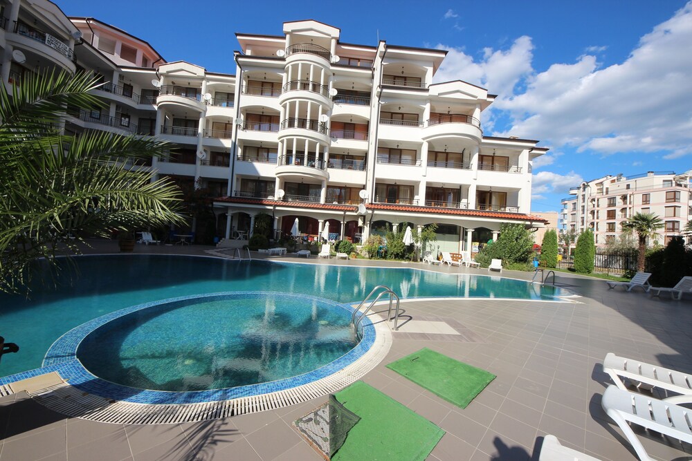 Menada Chateau Valon Apartments