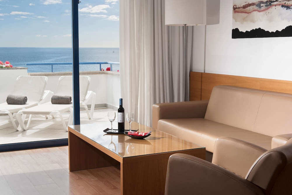 TUI BLUE Suite Princess - Adults Only