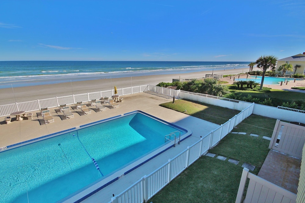 Oceanside Village D2