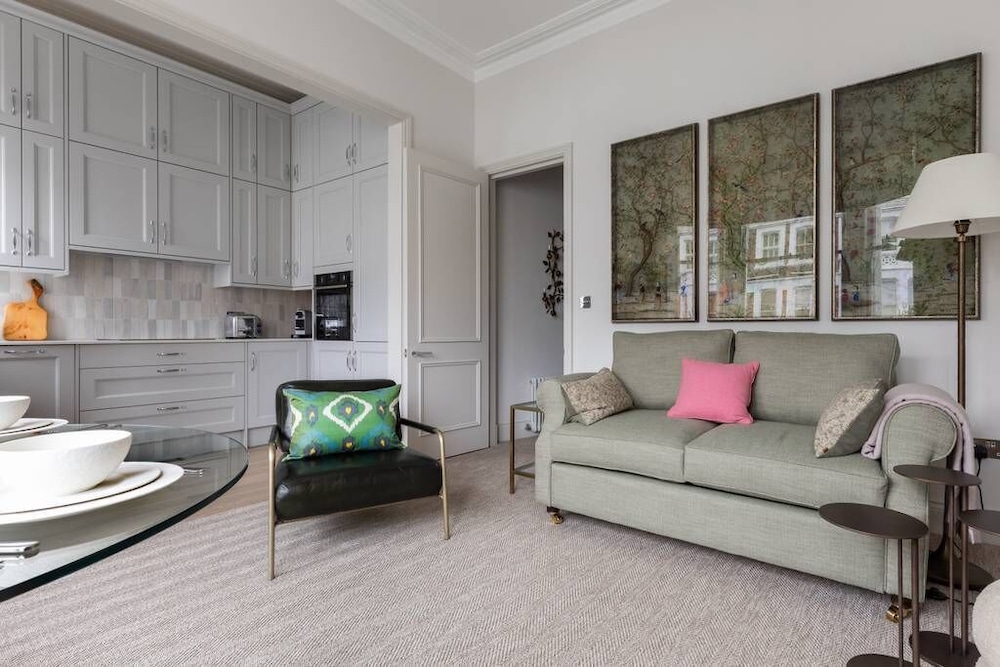 Coleherne Road III by Onefinestay