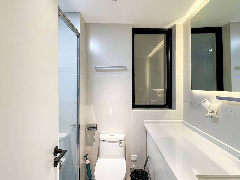 Book and Bed - Xujiahui