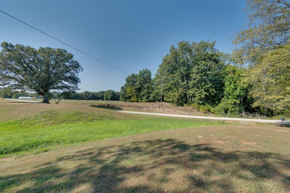 Pets Welcome: Tranquil Retreat w/ Yard in Jewett!