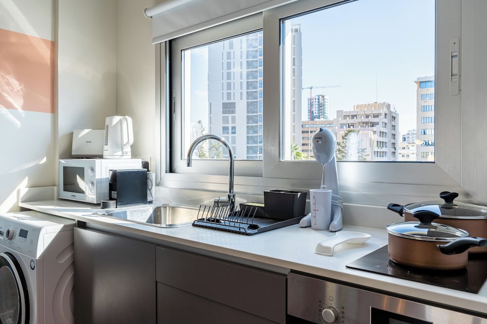 Local Host Living - Signature Apartments in Nicosia