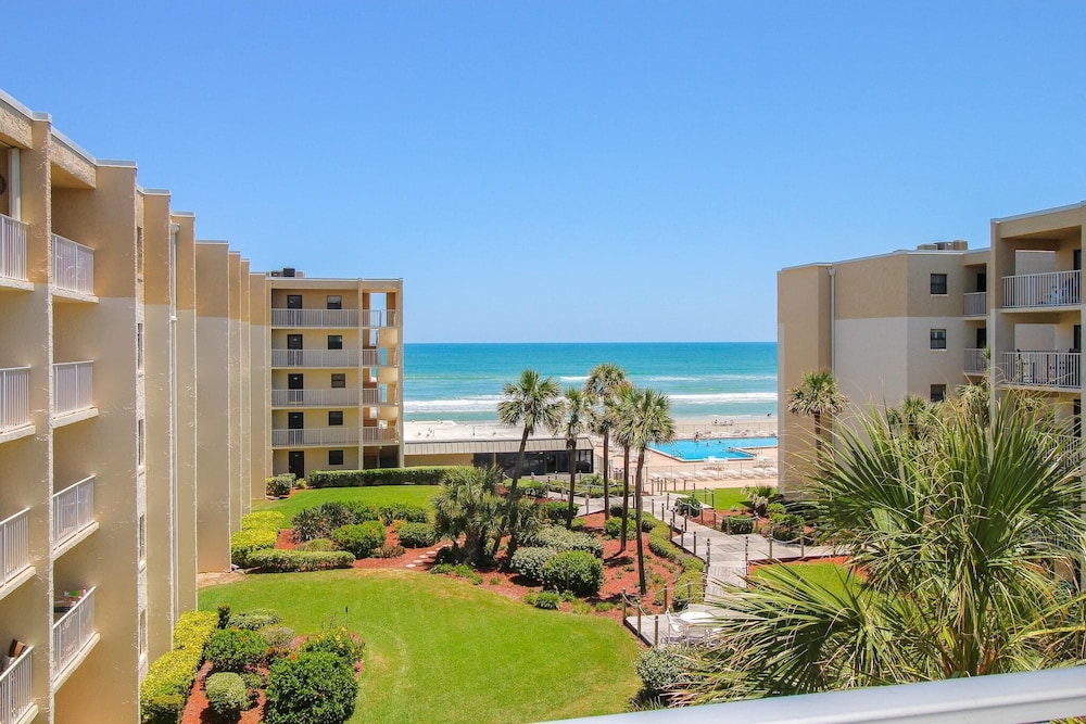 Castle Reef 412
