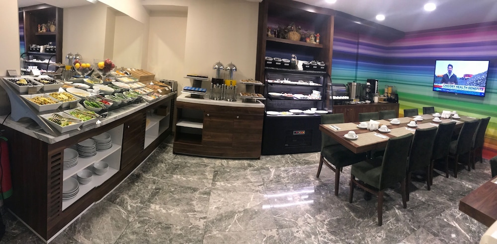 Old Port Otel - Image 11