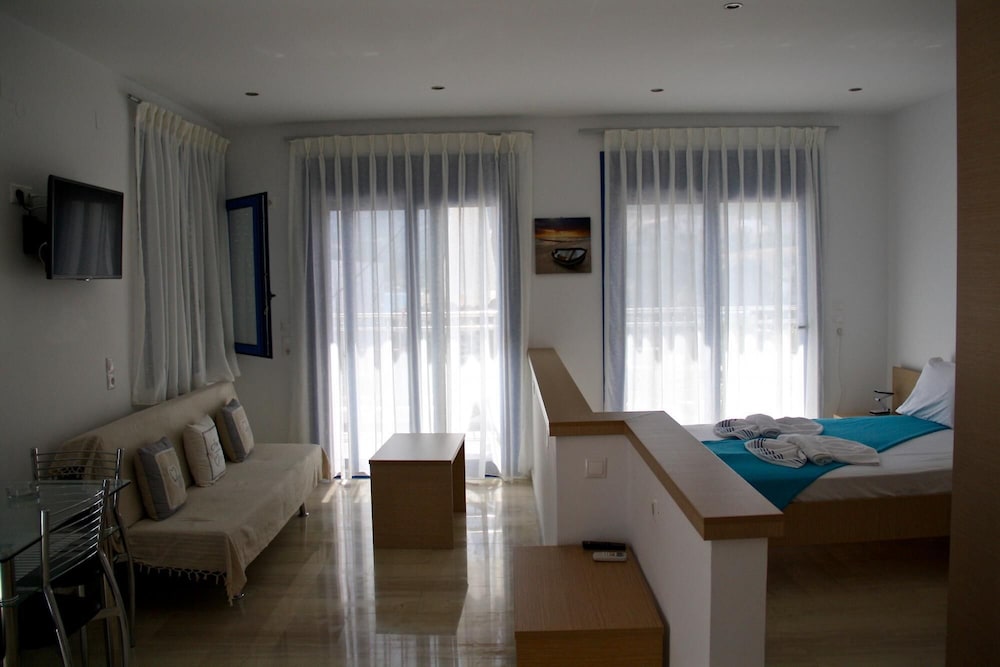 Photo 42