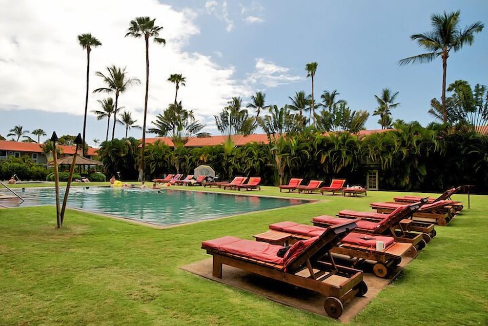 Aina Nalu #i109 2 Bedroom Condo by RedAwning - Image 2