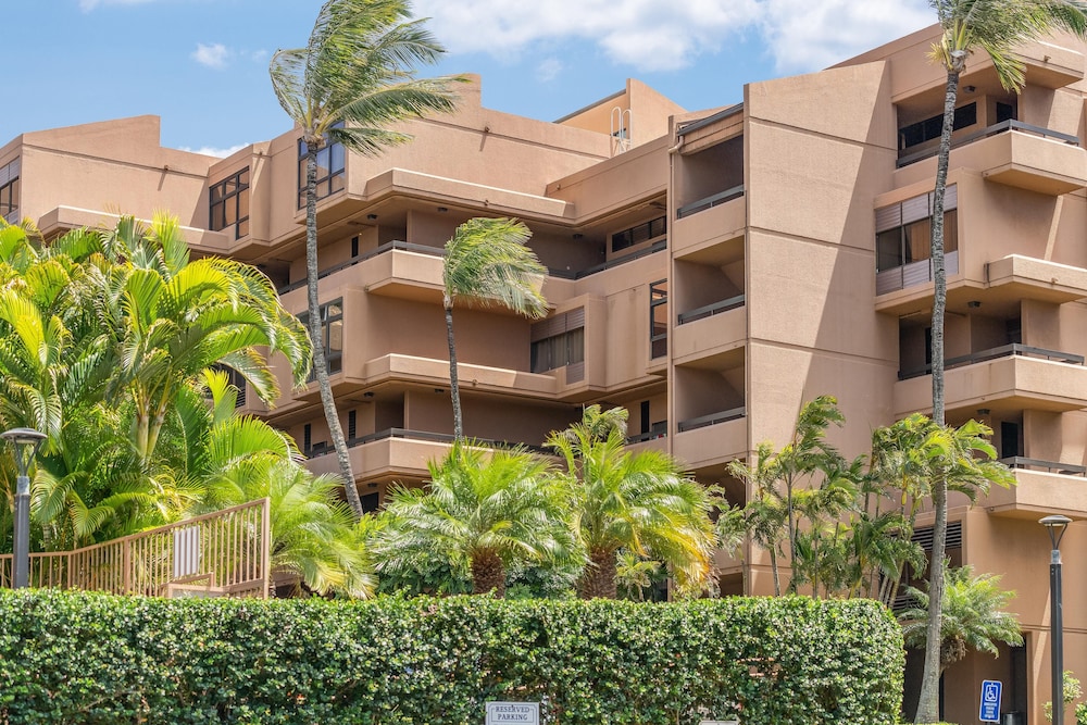 Kahana Villa E609 in Lahaina