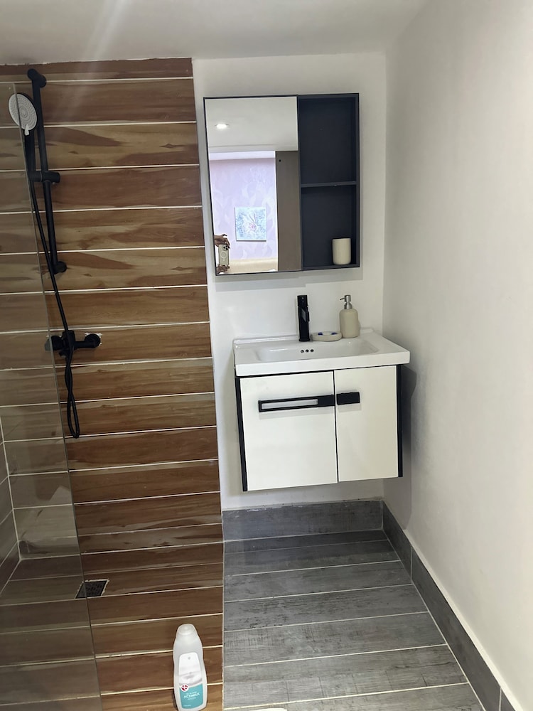 Onyx luxury rd