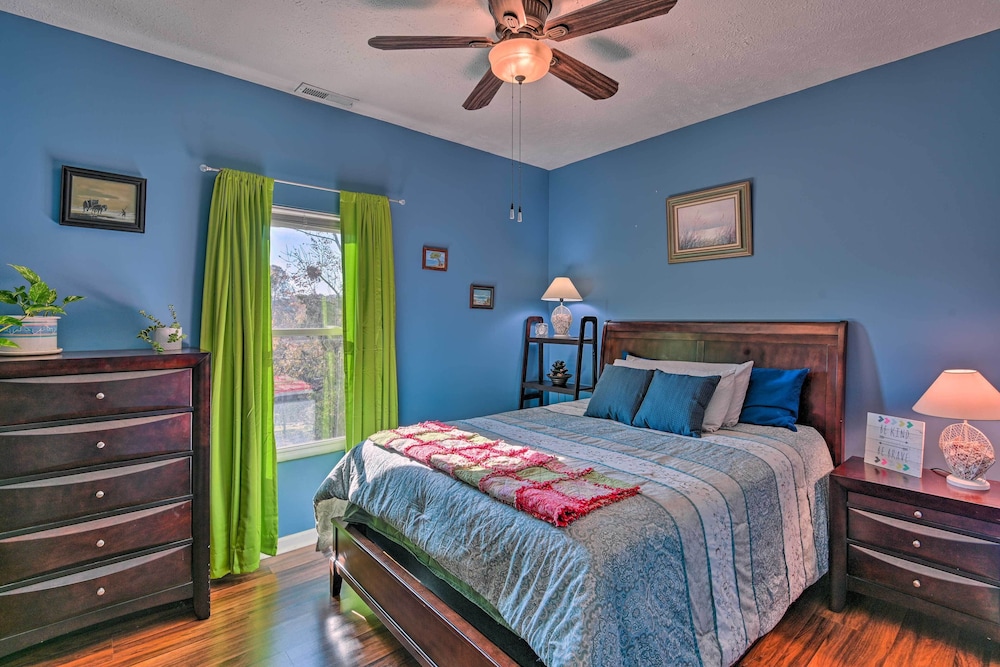 Mt Juliet Getaway w/ Yard: 22 Mi to Nashville - Property Image 24