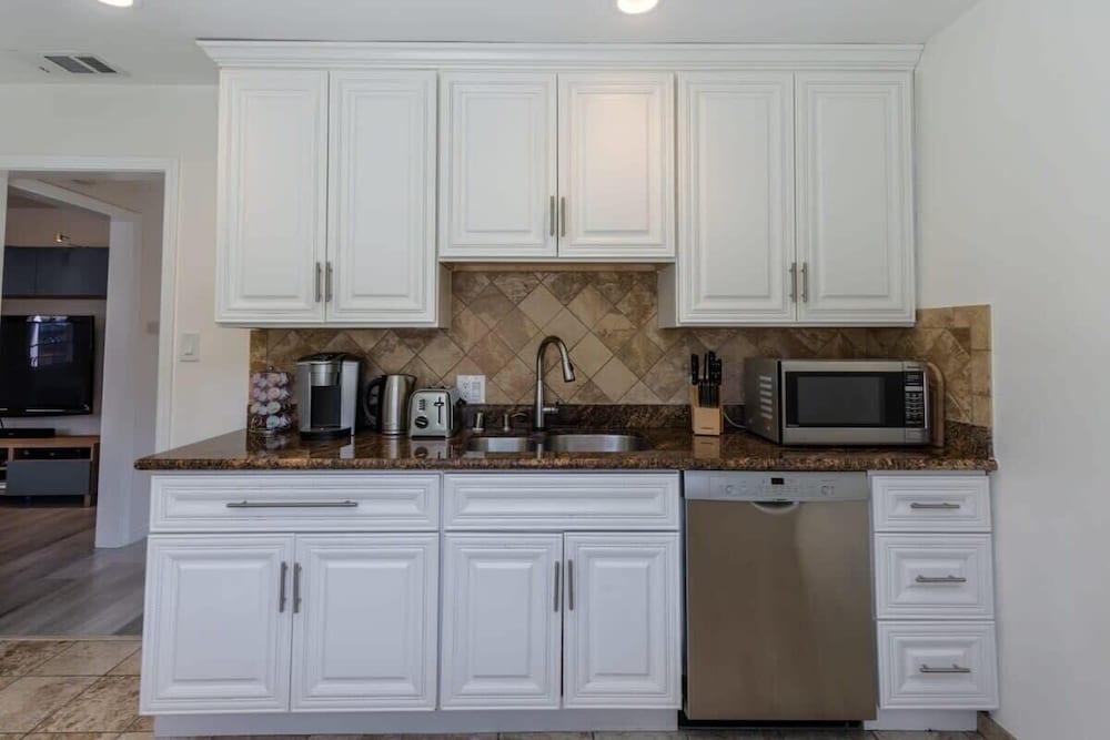 @ Marbella Lane - Convenient Home in Sunnyvale
