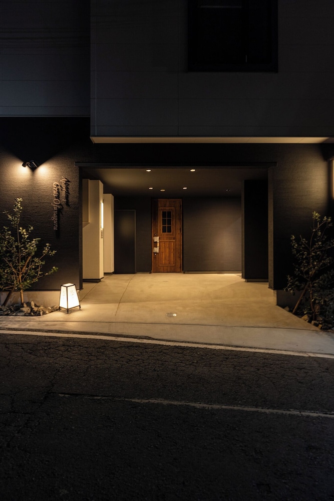 Oyado Kinokuniya Takaramachi
