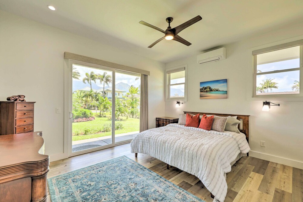 Spacious Kauai Getaway < 1 Mi to the Ocean! view 3