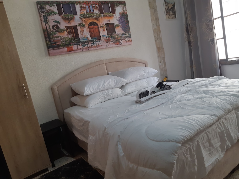 Photo 49