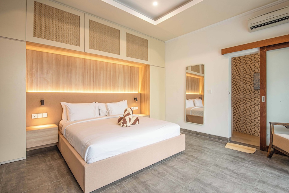Elegant 3BR Oasis in the Heart of Seminyak