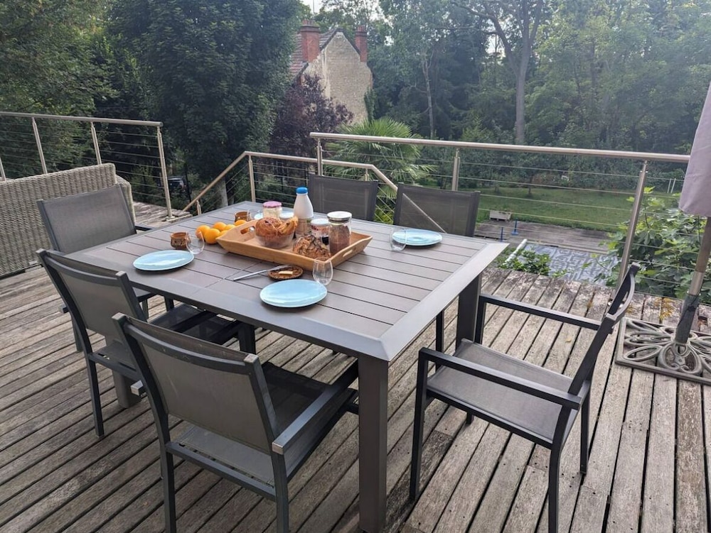 Au Bonheur des Voyageurs