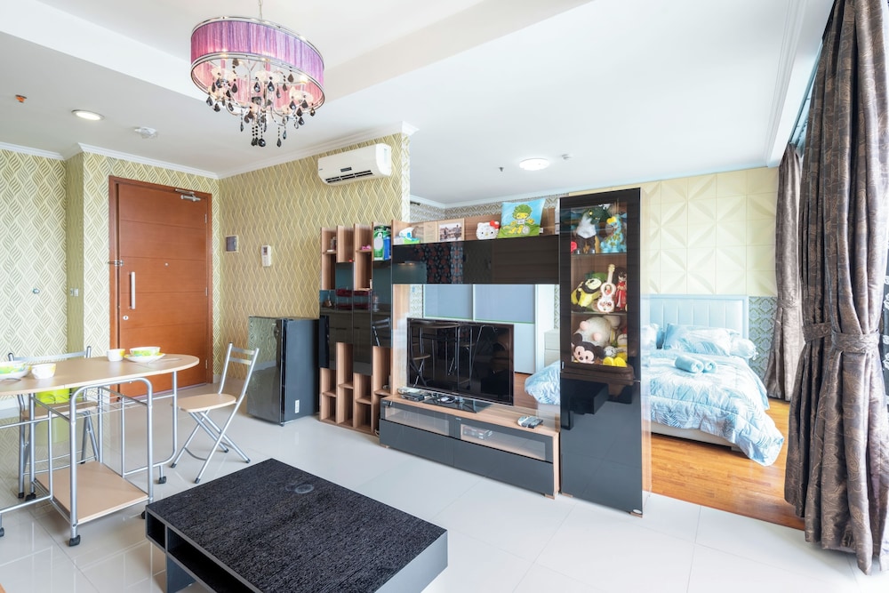 Staycation Jakarta - Ancol Mansion Apt