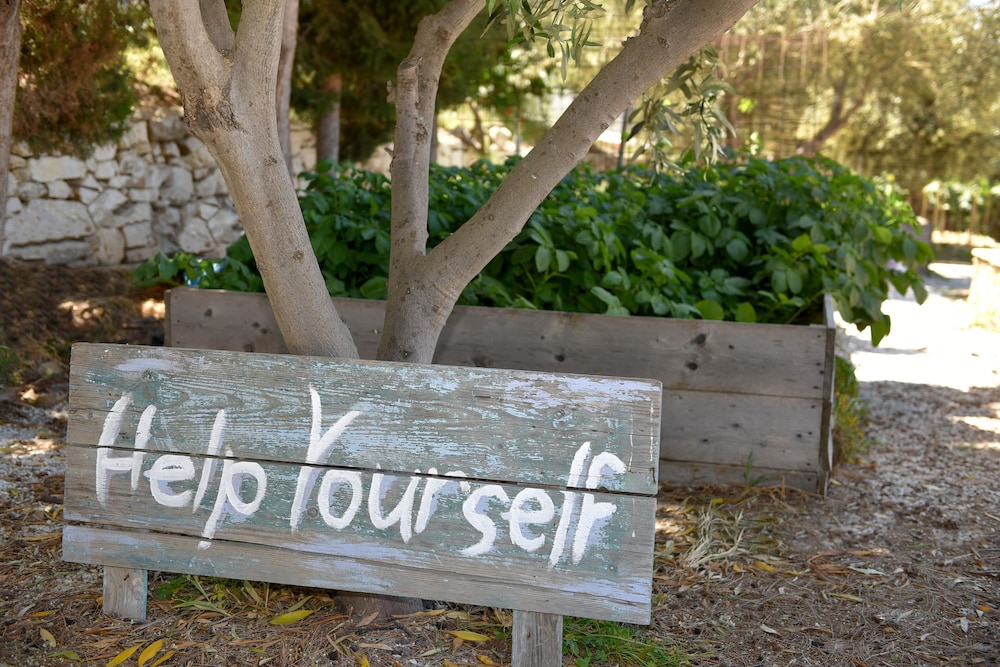 Good Life Greece Eco Villas
