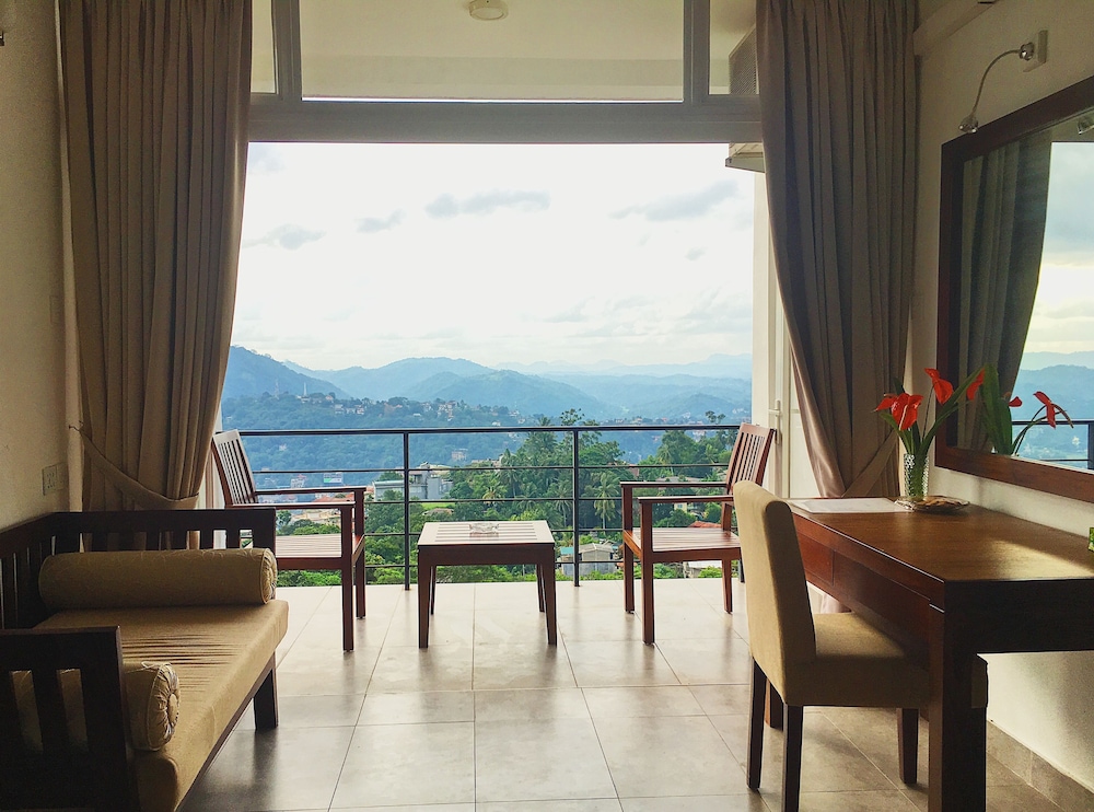 The Kandyan Villa