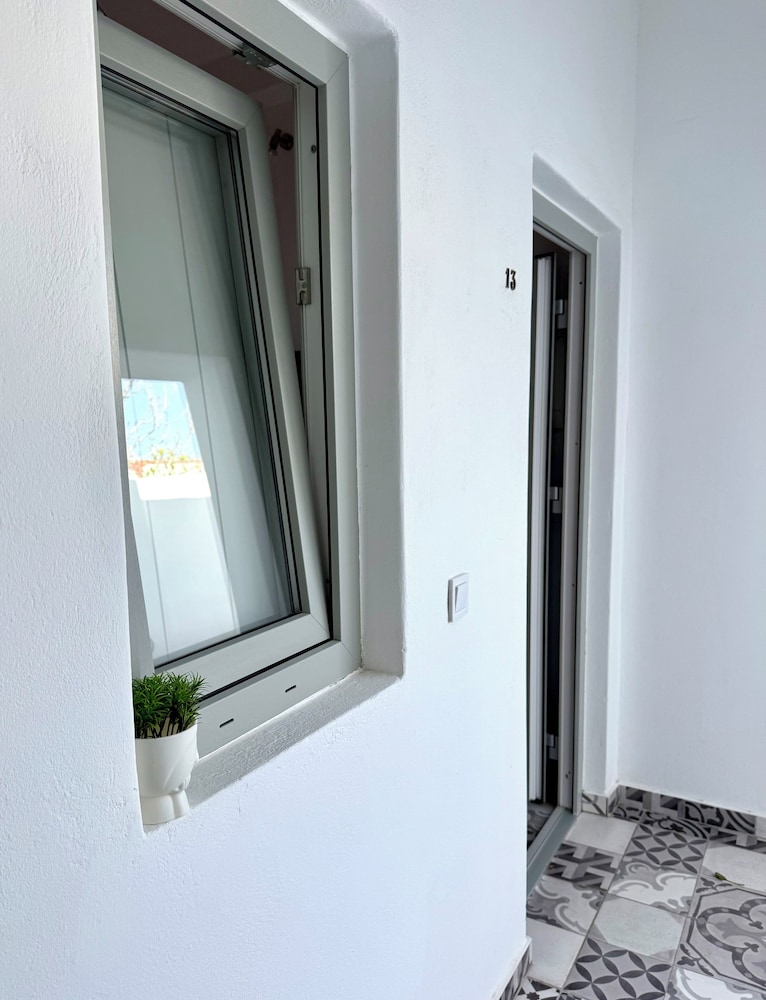 Giasemi Fira Studios