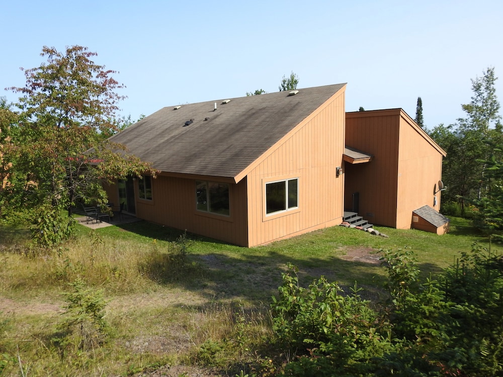 Superior Ridge Resort Motel