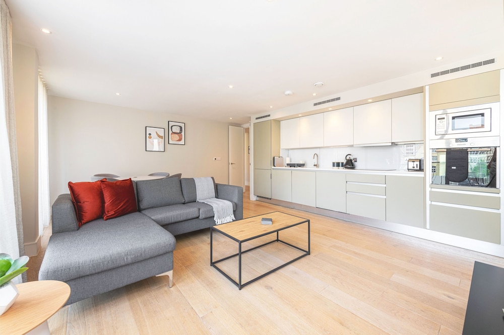 Accomodo London Southbank - Spacious & Elegant Apartments near Big Ben & London Eye