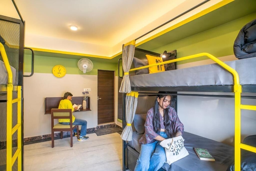The Hosteller Rishikesh, Ganges