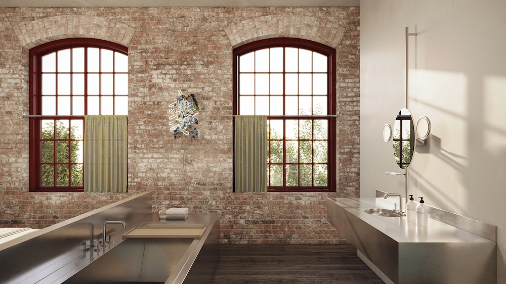 Pocketbook Hotel and Bath