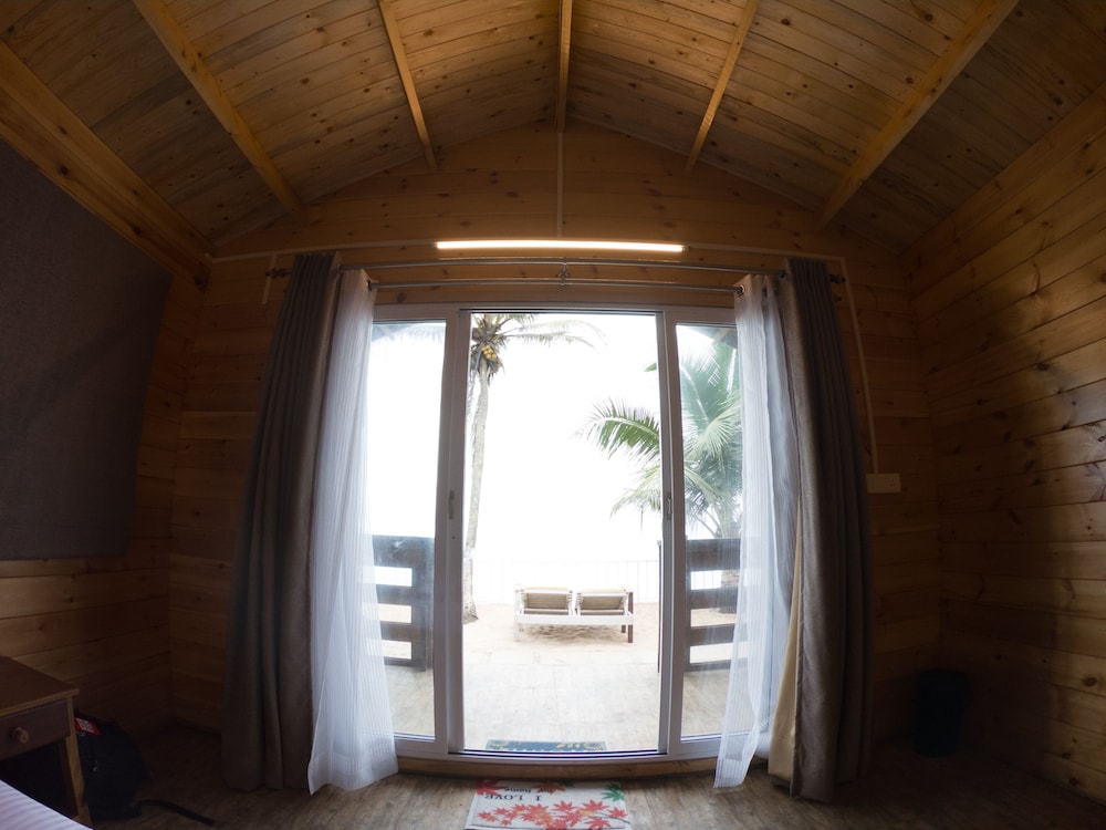 Vista Praia Beachfront Cottages