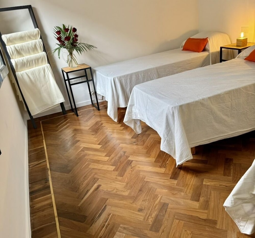 Clivias Hostel