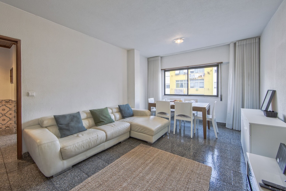 Pontinha Typical by Homing
