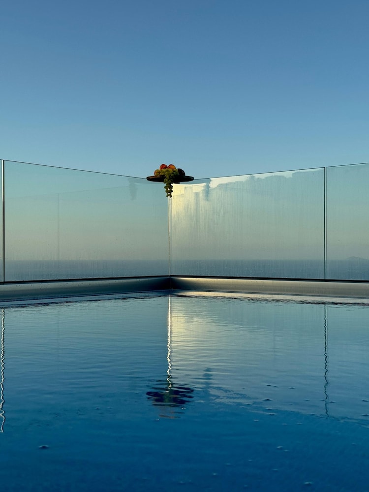 65 Stairs to Heaven Private Pool