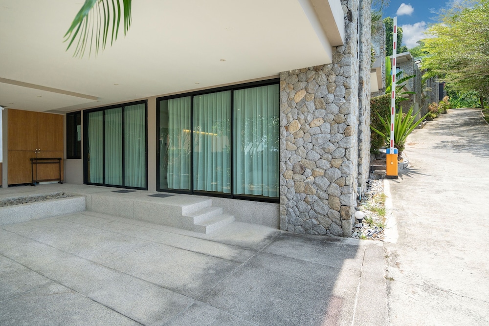 Designer Sea View Villa Natural Touch A1 view 4