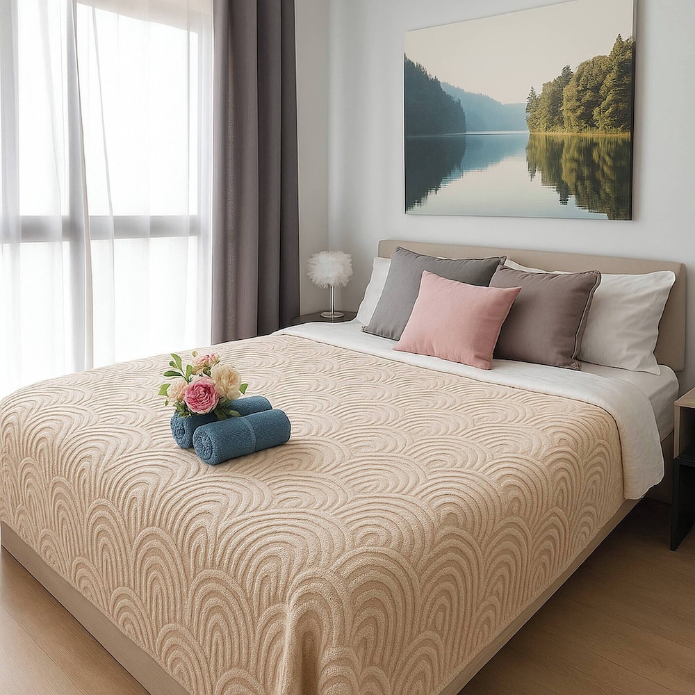 Ideo O2 Resort Condo BTS Bangna