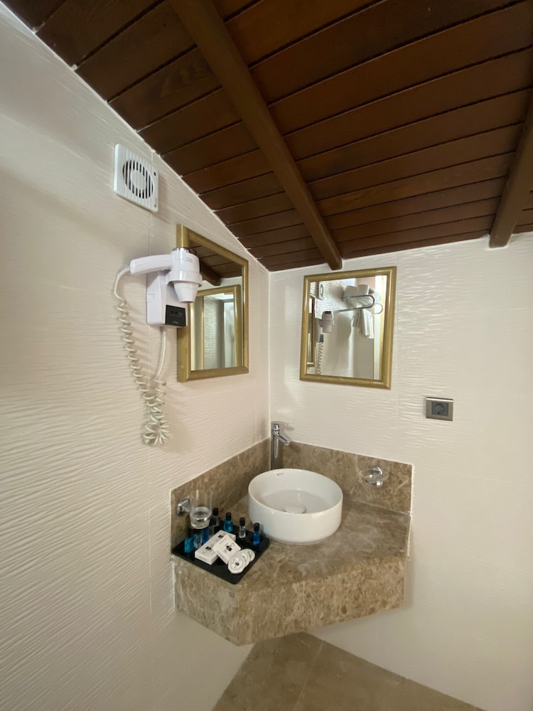 Castle Eski Şehir - Image 116