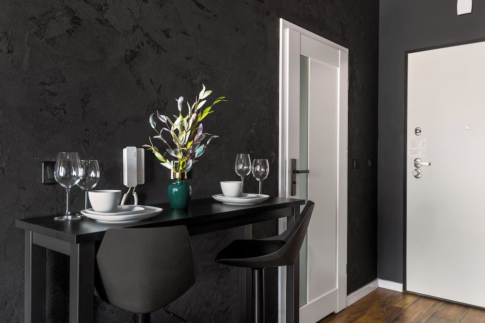 Manhattan by Kairos Apartments