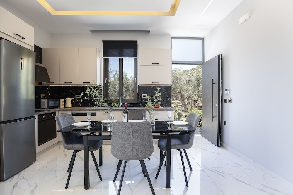 Villa Me - With Private Pool